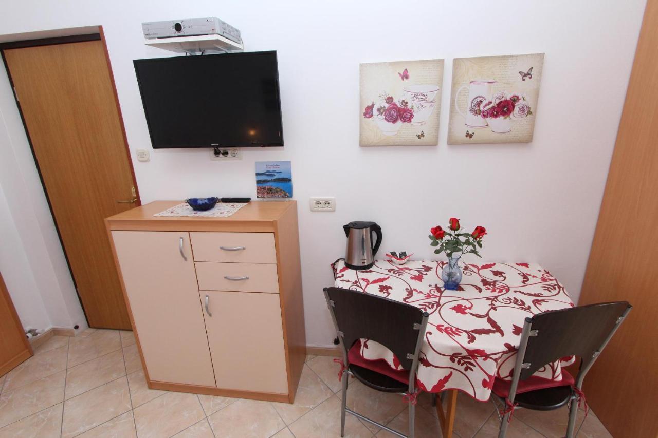 Room And Apartment Lea Rovinj Oda fotoğraf
