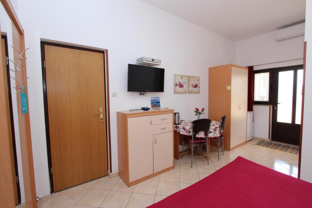 Room And Apartment Lea Rovinj Dış mekan fotoğraf